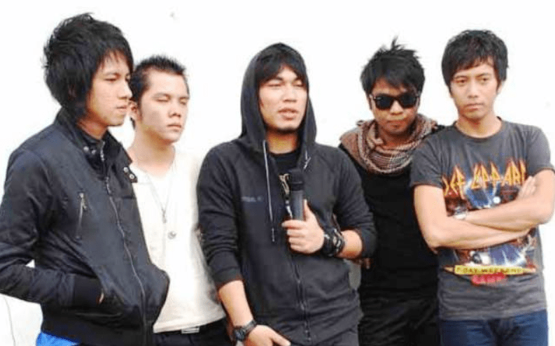 Chord & Lirik Lagu Pemilik Hati